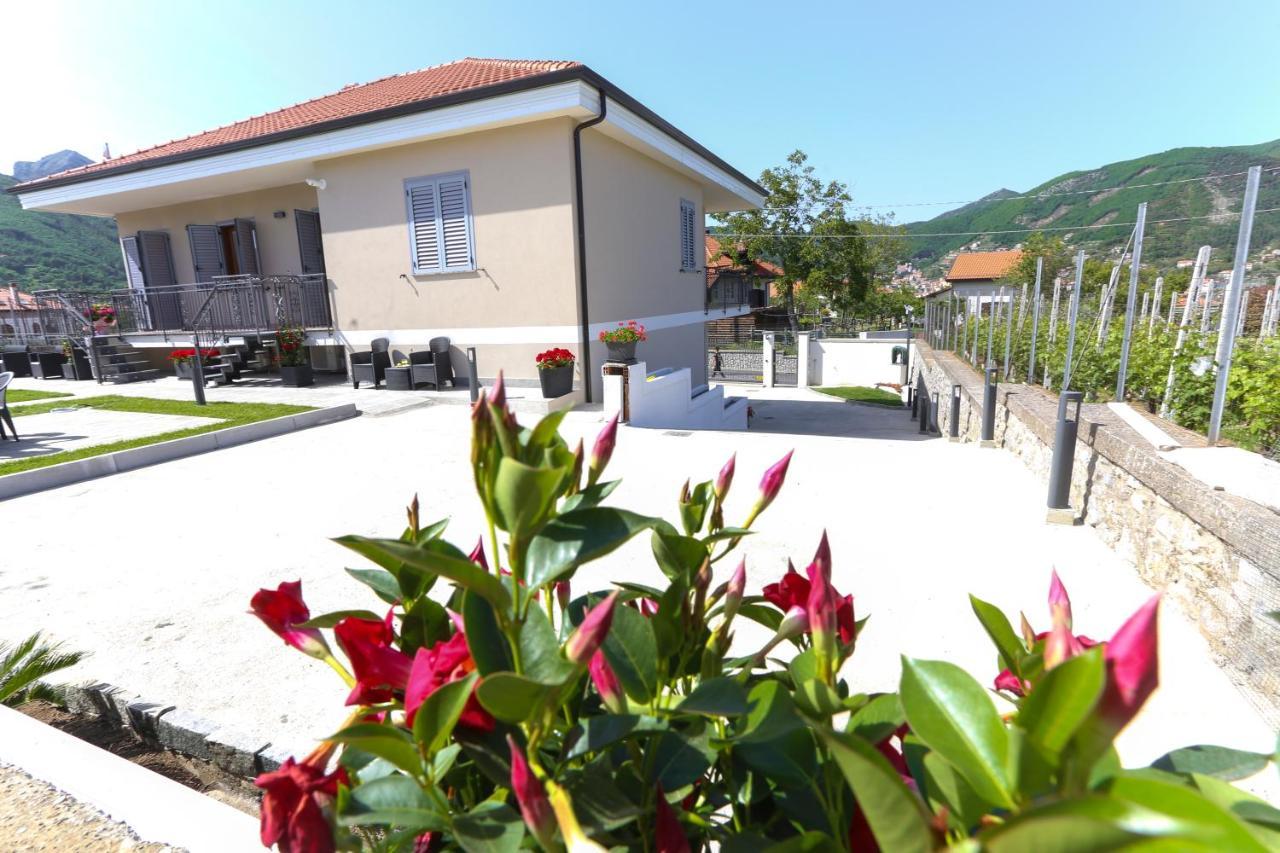 Il Violino Degli Dei Holiday House Аджерола Екстериор снимка