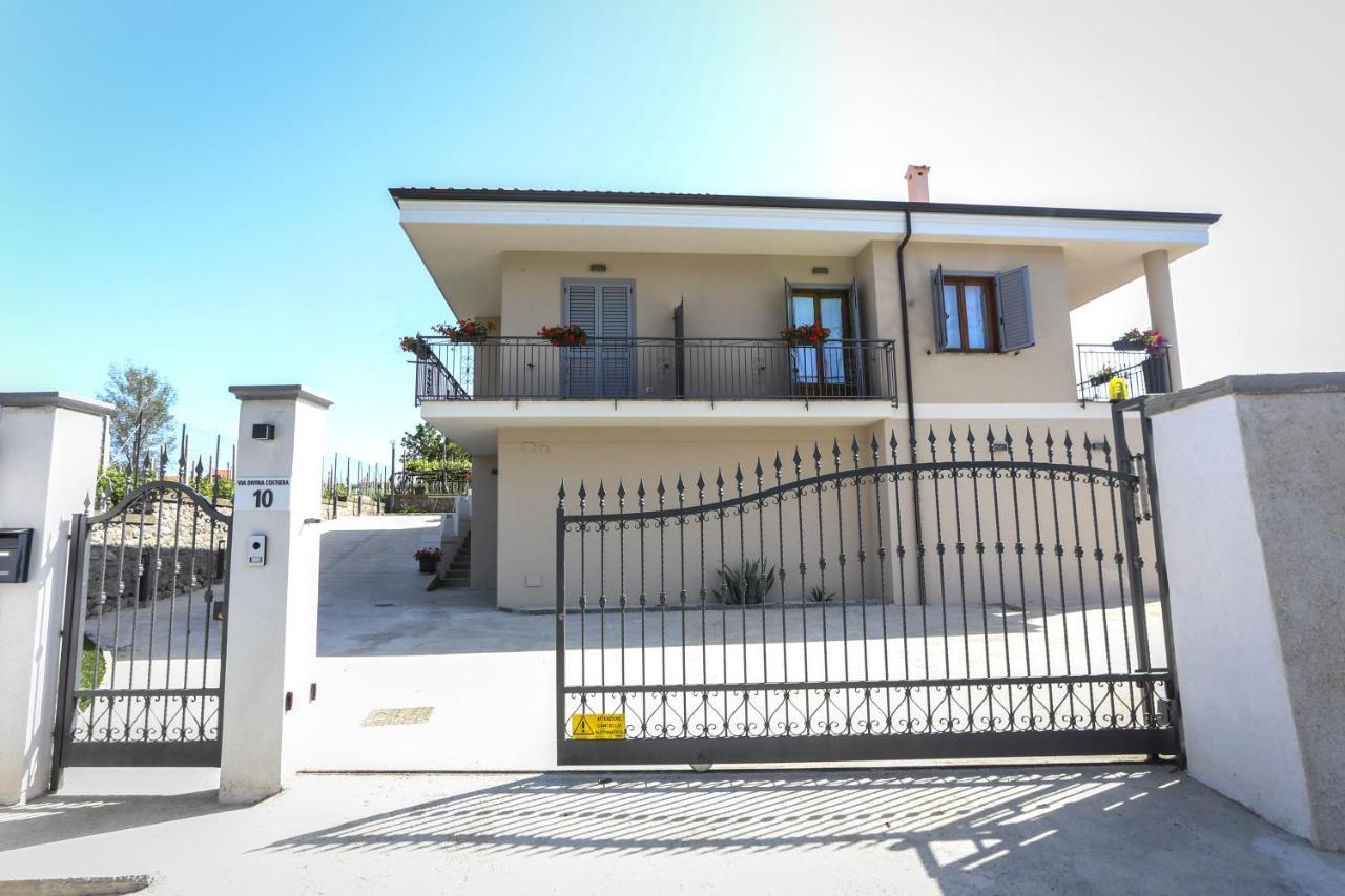 Il Violino Degli Dei Holiday House Аджерола Екстериор снимка
