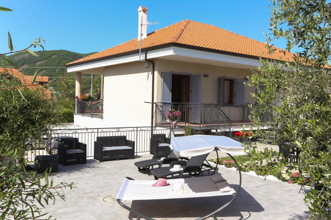 Il Violino Degli Dei Holiday House Аджерола Екстериор снимка