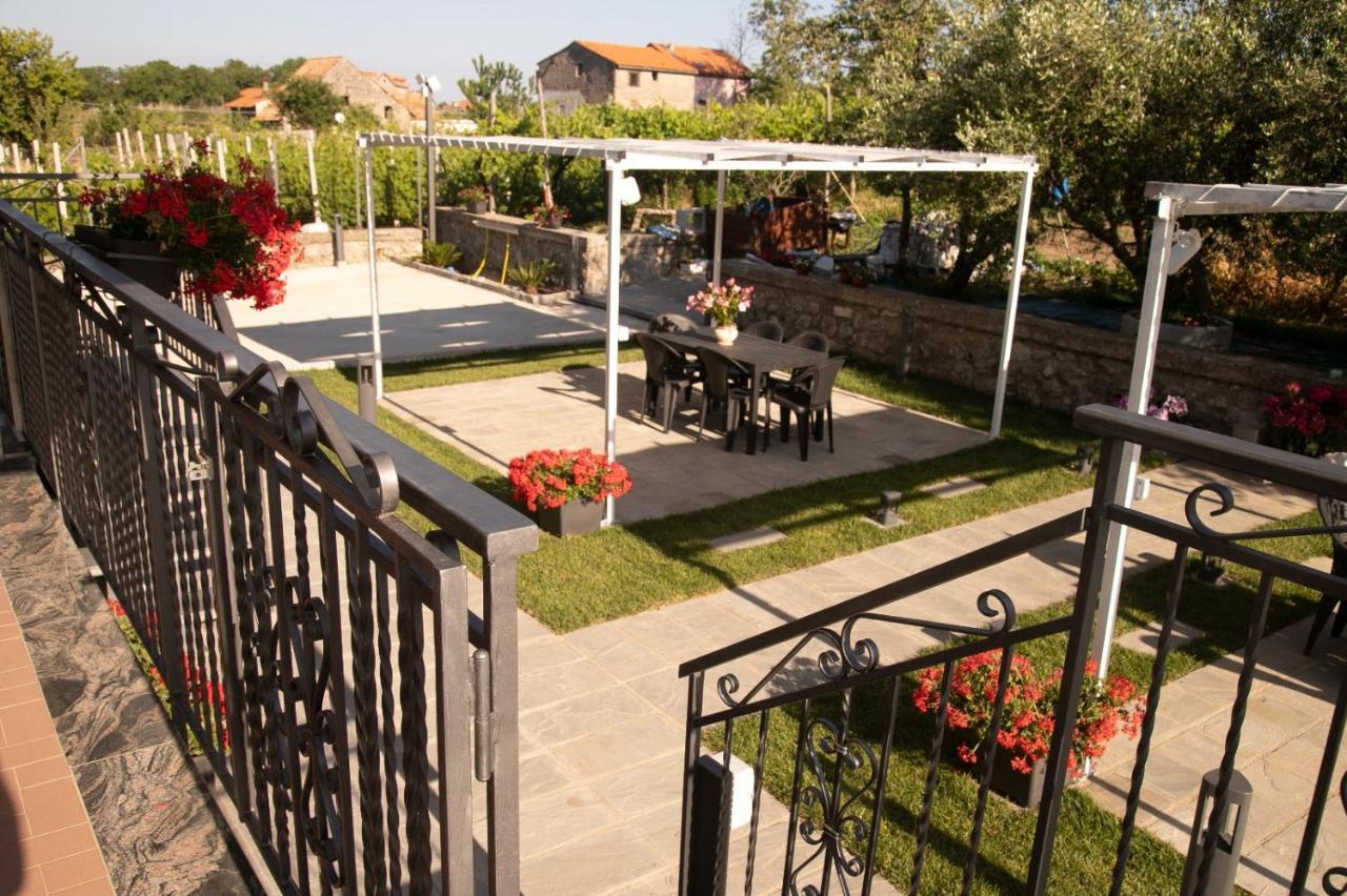 Il Violino Degli Dei Holiday House Аджерола Екстериор снимка